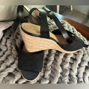 Old Navy Black Women's Suede Espadrille Sandals Sz 6. Sling back w/ ankle buckle